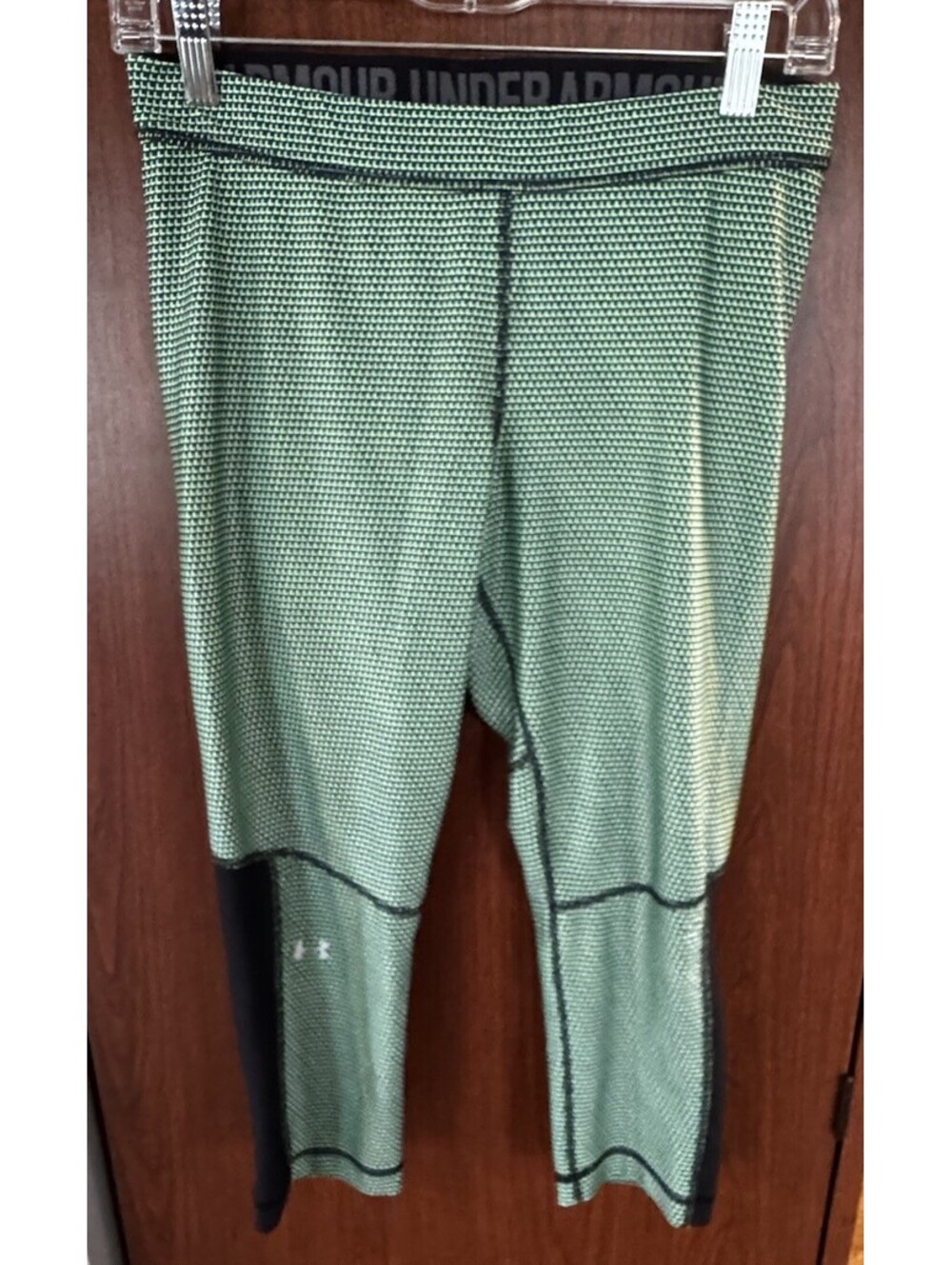 Under Armour Womens Compression Capri Leggings Green Black Approx M Stretch